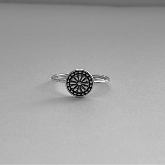 Sterling silver small mandala ring, silver mandala ring, dainty mandala ring - Picture 9 of 9
